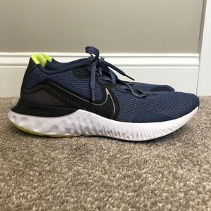 Men’s Nike renew react